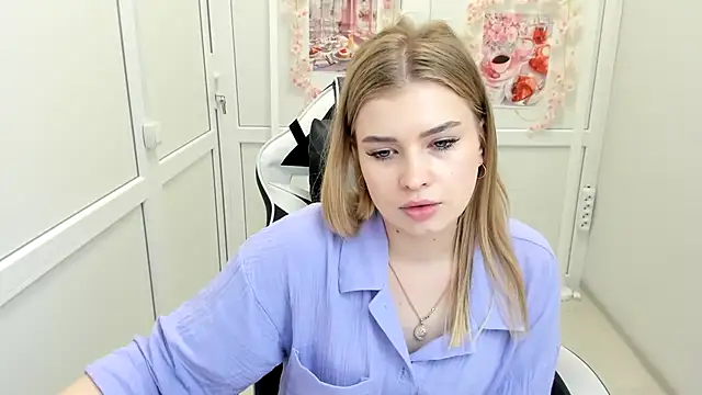 BrielleStorm 现场XXX聊天