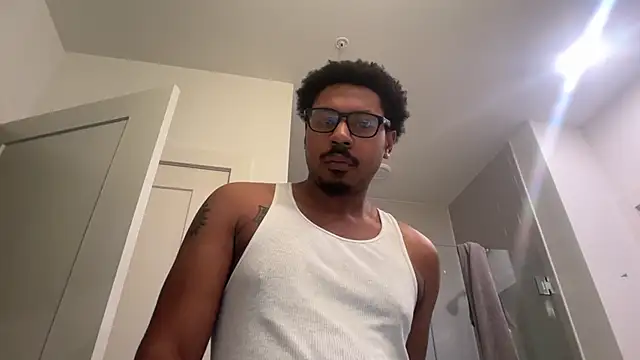 Yungandhungd's Live XXX Chat
