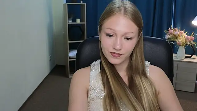 NanceeFinlay লাইভ XXX চ্যাট