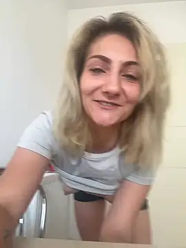 I_amKatarina লাইভ XXX চ্যাট