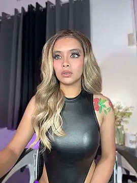 MajesticKitana লাইভ XXX চ্যাট