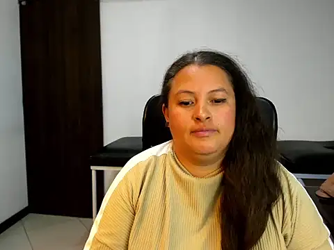SaraThonson_n Live XXX chat