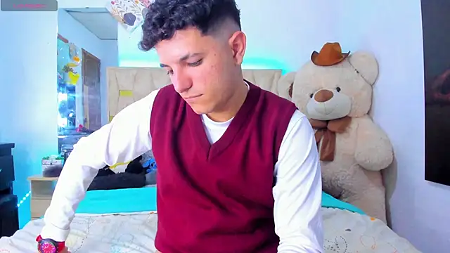 patrick_sanzz Adlı Modelin Canlı XXX Sohbeti