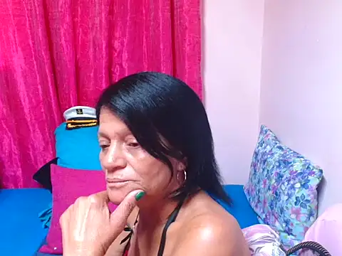 sluttyrox লাইভ XXX চ্যাট