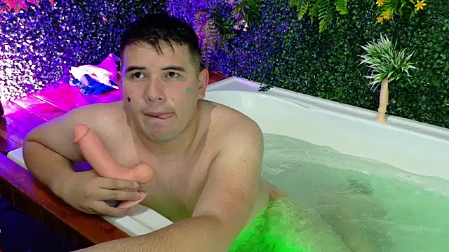 Chat +18 de AdrianLust ao vivo