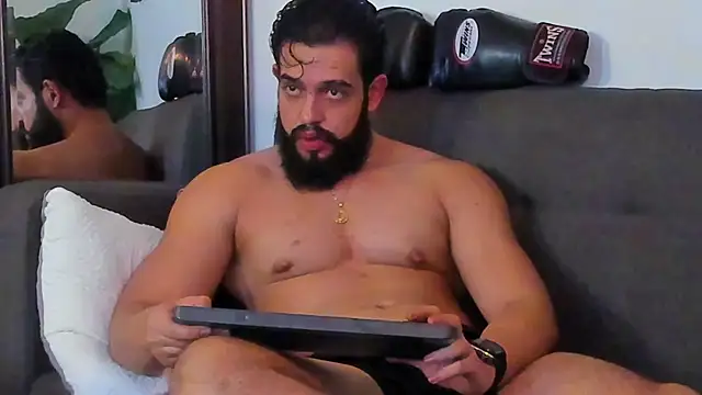 Czat XXX na żywo – Justin_kingX7