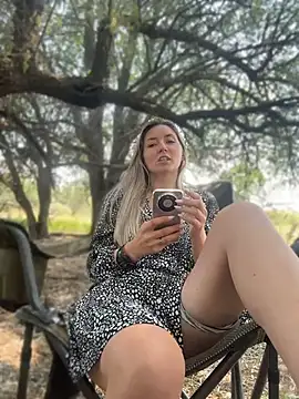 Crazy-Rosa Chat XXX live