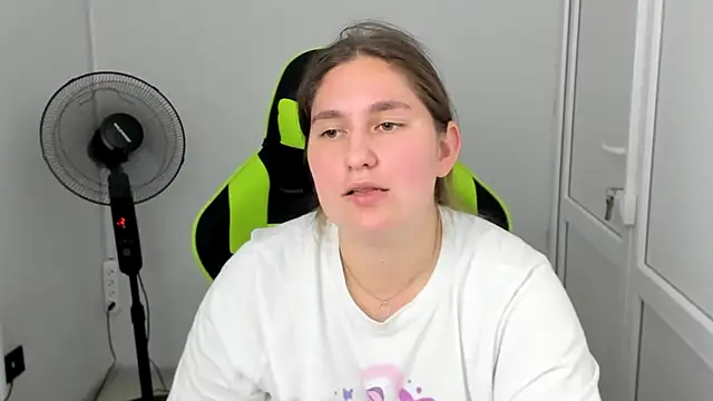 Chat +18 de LunaVenom ao vivo