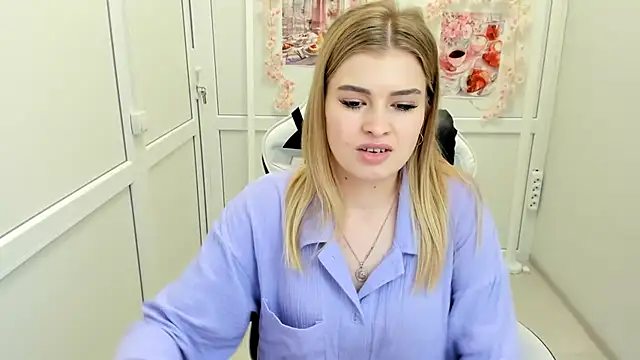 BrielleStorm 라이브 XXX 채팅