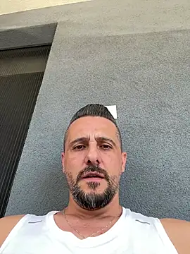 InsaneMattt Adlı Modelin Canlı XXX Sohbeti