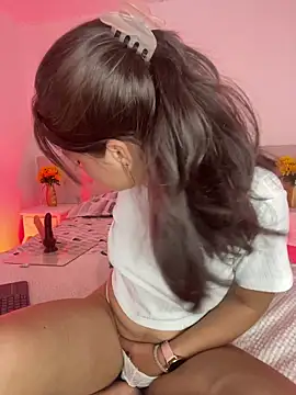 NatyBliss_gh's Live XXX Chat