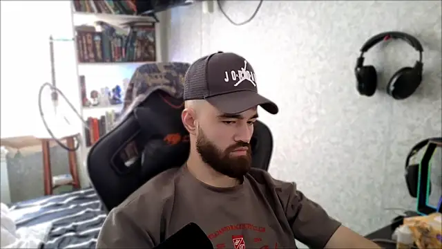 Chat XXX Live _Serious_Man