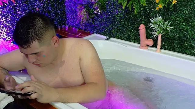AdrianLust Live XXX-chat