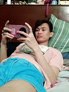 QueenSoreal লাইভ XXX চ্যাট