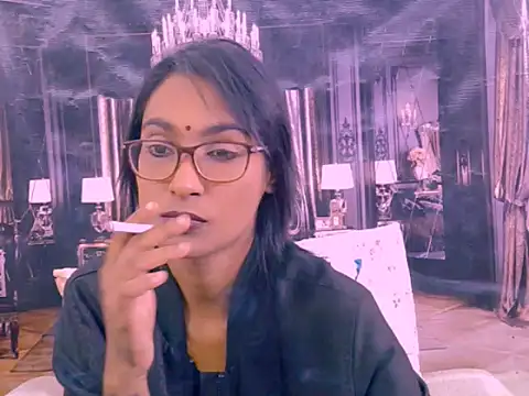 IndianRebel4u2Luv Adlı Modelin Canlı XXX Sohbeti