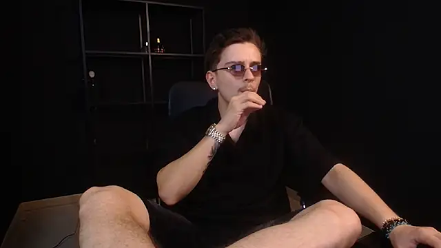 FelixStarkk 现场XXX聊天