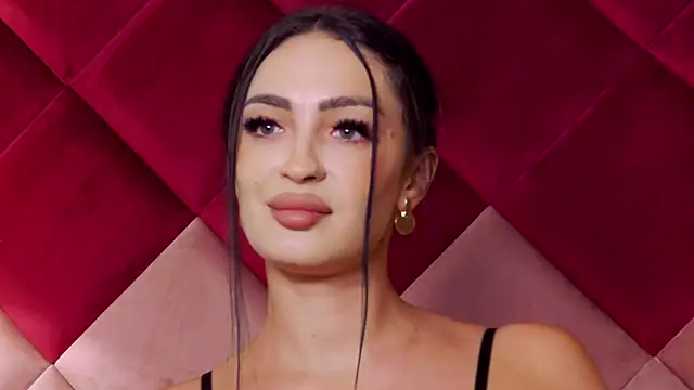 VictoriaLanes Adlı Modelin Canlı XXX Sohbeti