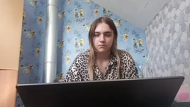 XXX chat uživo modela IraGerba