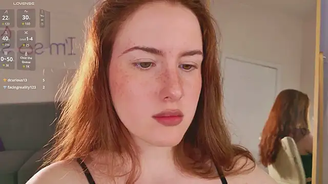 ChloeAster's Live XXX Chat