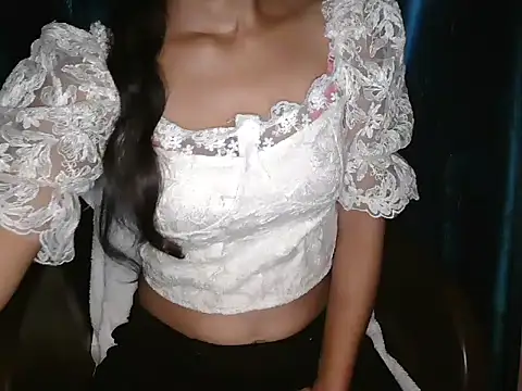 bold_anaya_'s Live XXX Chat