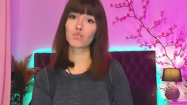 Chat XXX en directo de MilanaHotts