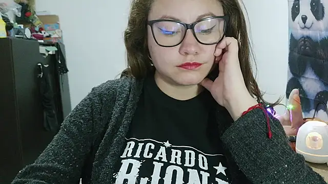 curly_greeneyed লাইভ XXX চ্যাট