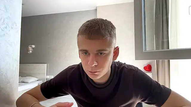 XXX chat uživo modela SoloFury