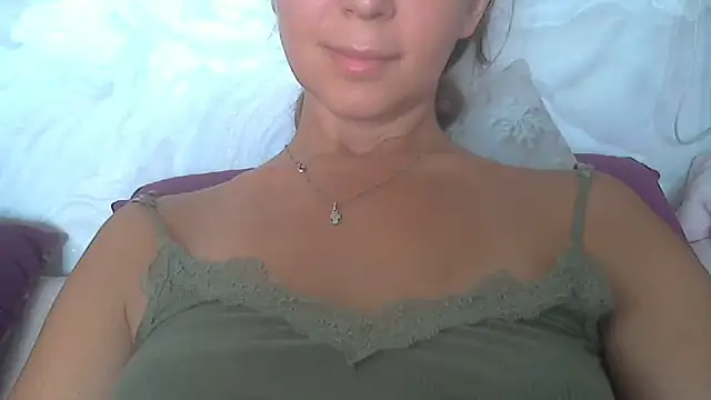 Bella--White's Live XXX Chat