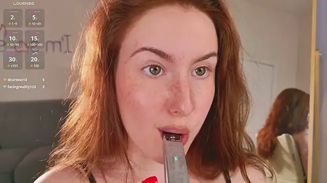 ChloeAster's Live XXX Chat