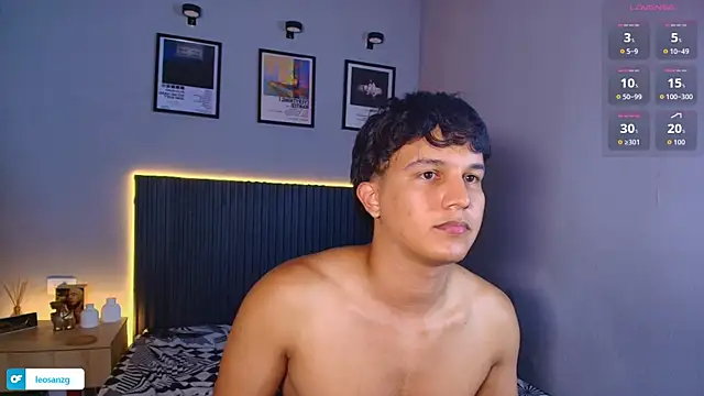 Leo_Savage_: απευθείας συνομιλία ΧΧΧ