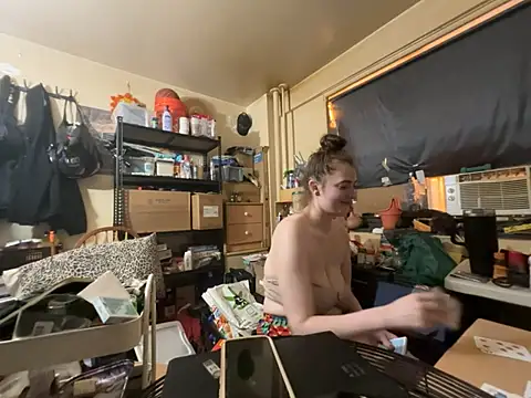 Snowbunnycake_131's Live XXX Chat