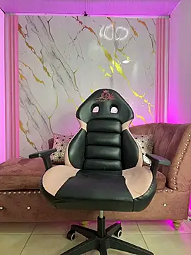 babyy_nicols_m's Live XXX Chat