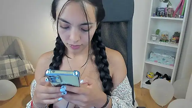 _BellaEvans_ 라이브 XXX 채팅