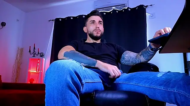 Chat XXX Live MightyAaron66