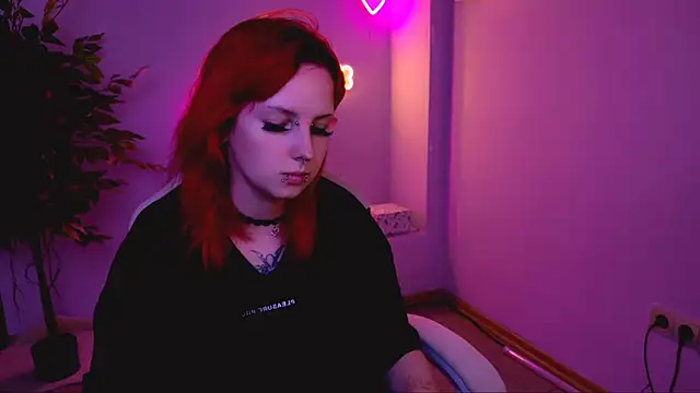 Chat +18 de CaliforniaDreamerr ao vivo