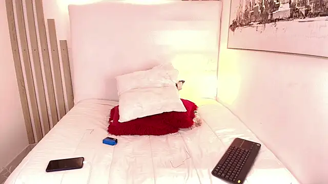 Tayzon_Foxxx Webcam Show