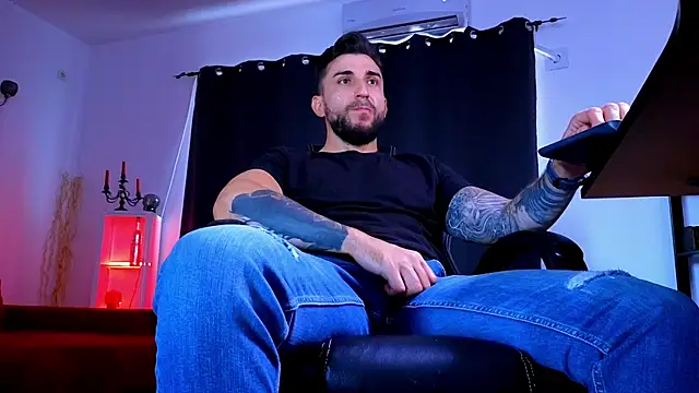 Chat XXX Live MightyAaron66