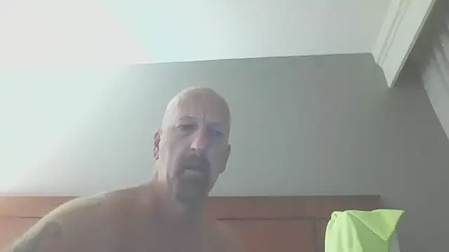 Yankeedave420: онлайн-секс-чат