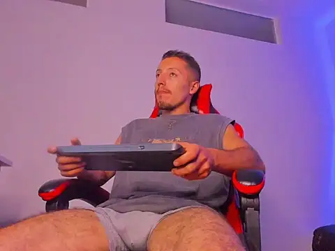 Master_Orioon's Live XXX Chat