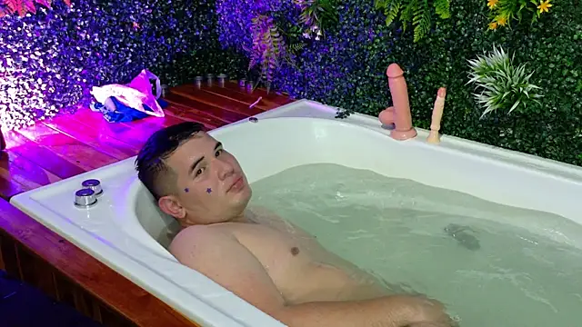 AdrianLust Live XXX Chat