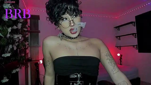 Heka_Prudence Live XXX-chat