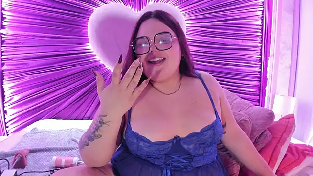 Czat XXX na żywo – Lushi_Love