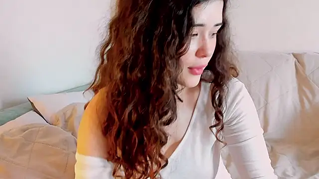 ChloeBlisss: онлайн-секс-чат