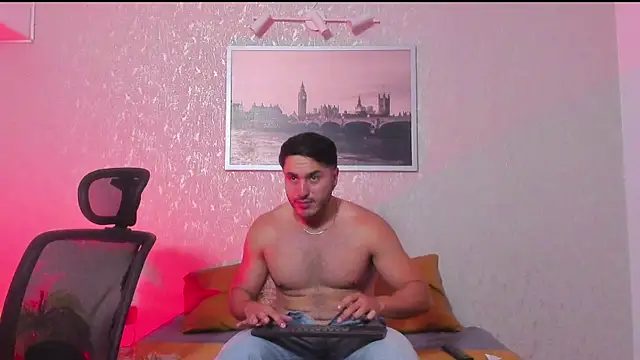 XXX chat uživo modela noahstevenss
