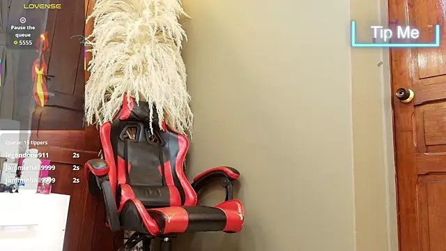 Angie_abby élő XXX-chatje