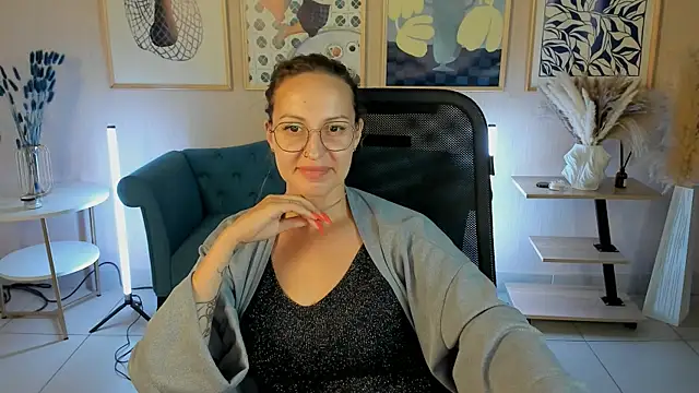 Charlotte_Hudson's Live XXX Chat
