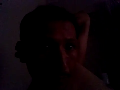 Marcos1562 লাইভ XXX চ্যাট