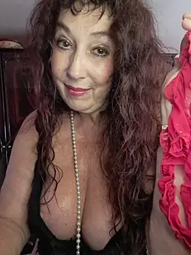 GypsyEsmeralda – Naživo XXX chat