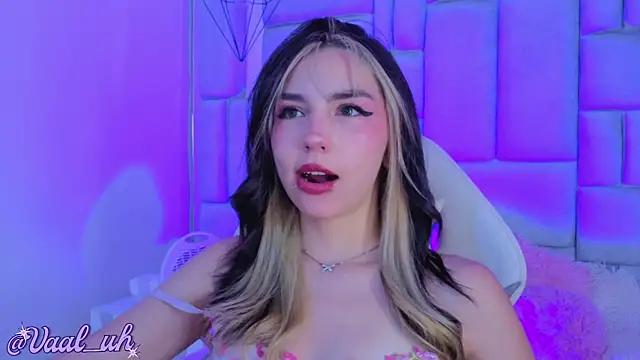 Valuh_Blake Adlı Modelin Canlı XXX Sohbeti
