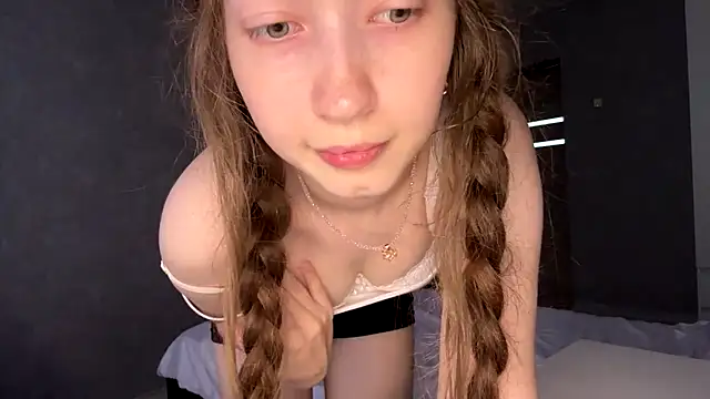 Živý XXX chat Emily_Mur_